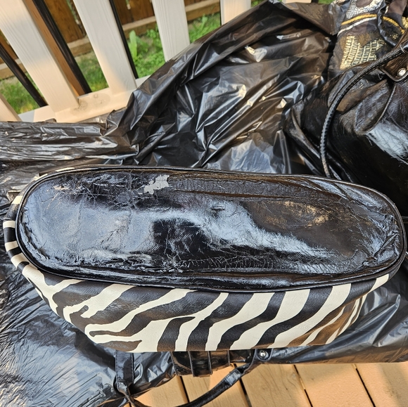 Purse - Picture 2 of 5